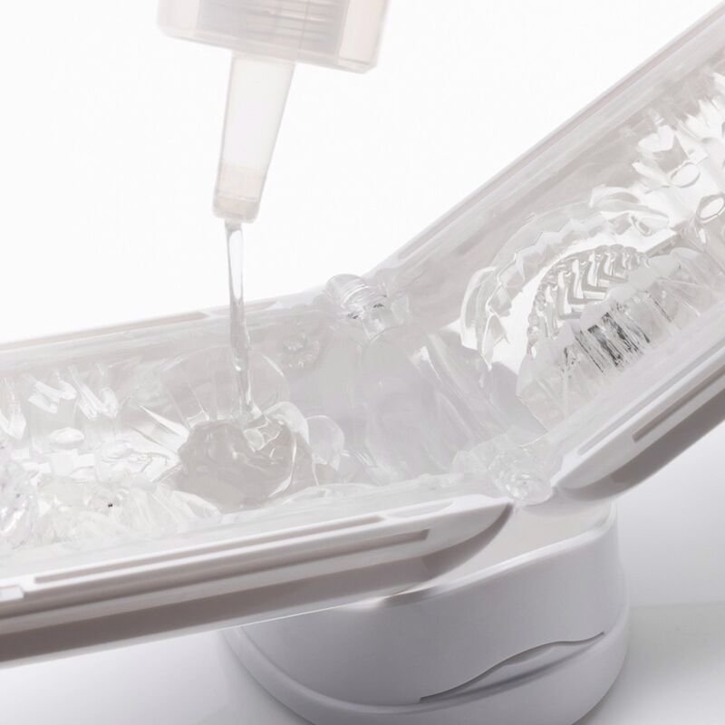 TENGA - LOZIONE LUBRIFICANTE LEGGERA A BASE ACQUA - immagine 4